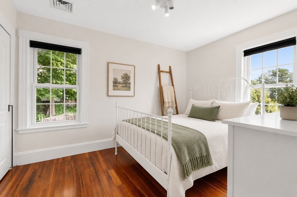 61 Wilmot St, Watertown, MA Photo #16
