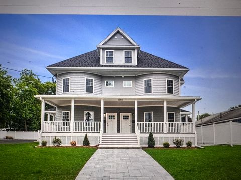 Photo of 1280 Middlesex St #5, Lowell, MA 01851 (MLS # 73508364)