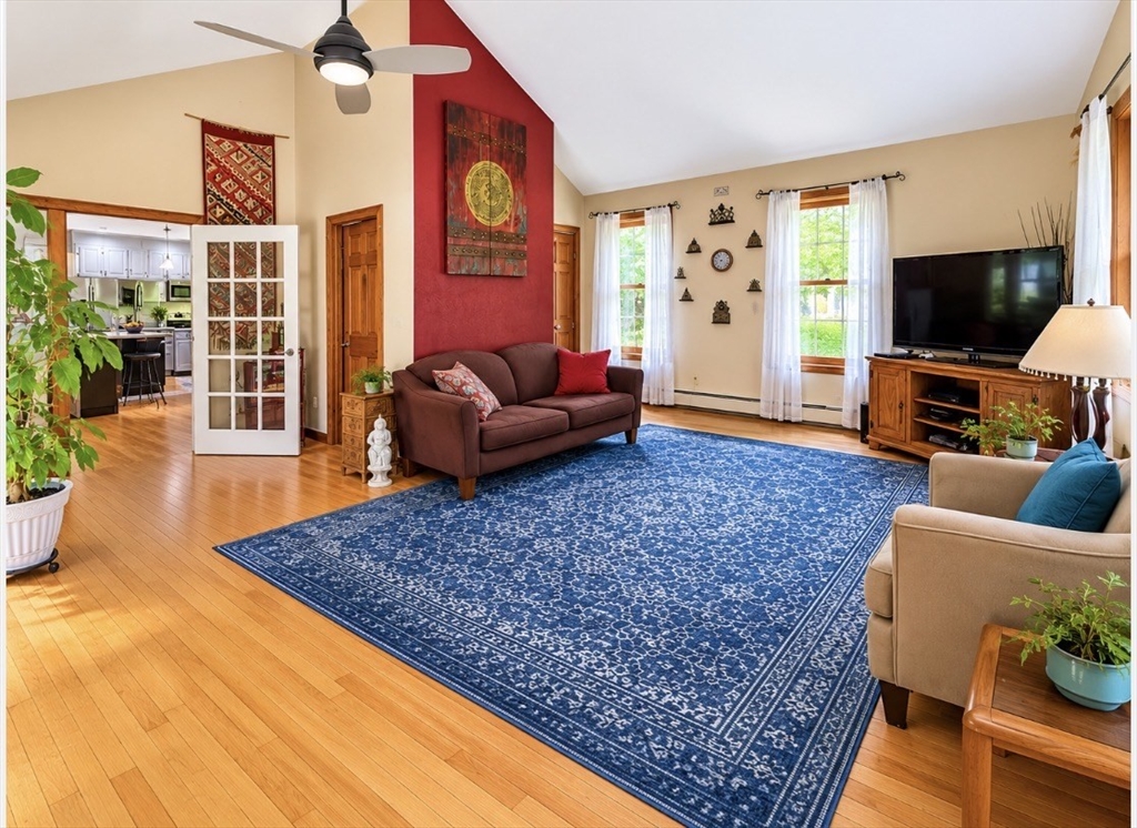 31 Woodside Circle