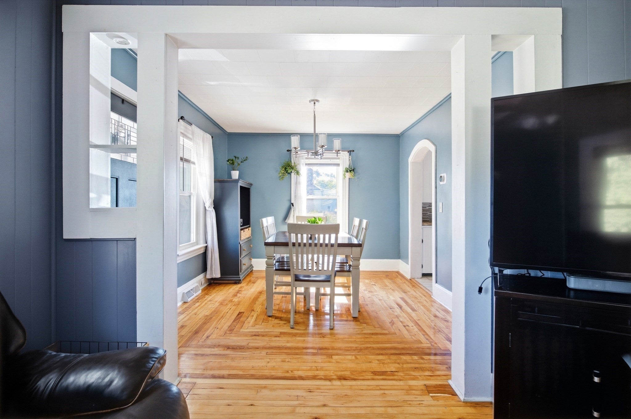 56 Lavalle Ave