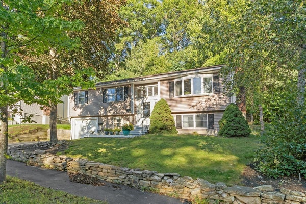 77 DARNELL RD, WORCESTER, MA 01606 - Image ee4618c4c9c7641a3df4028b3c146071/3130498564