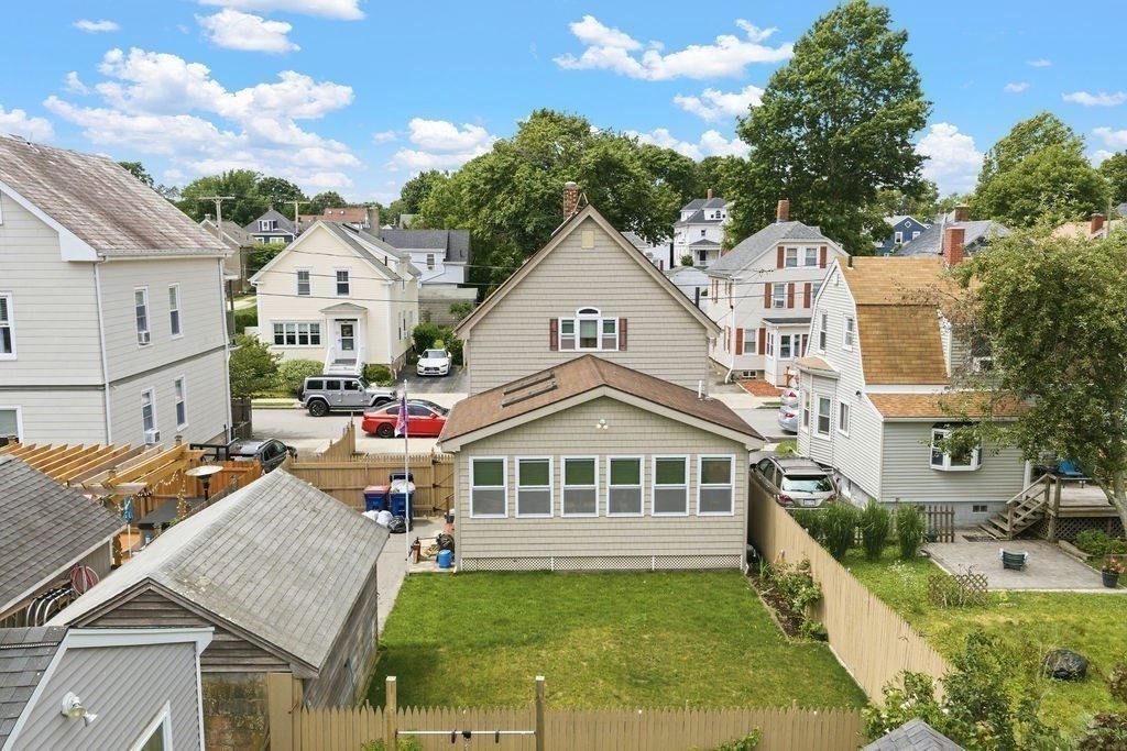 52 Florence St, New Bedford, MA Photo #23