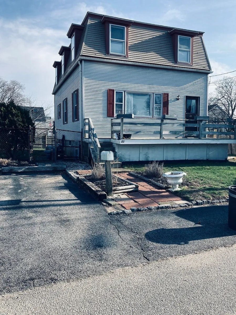 Photo of 22 G Street, Hull, MA