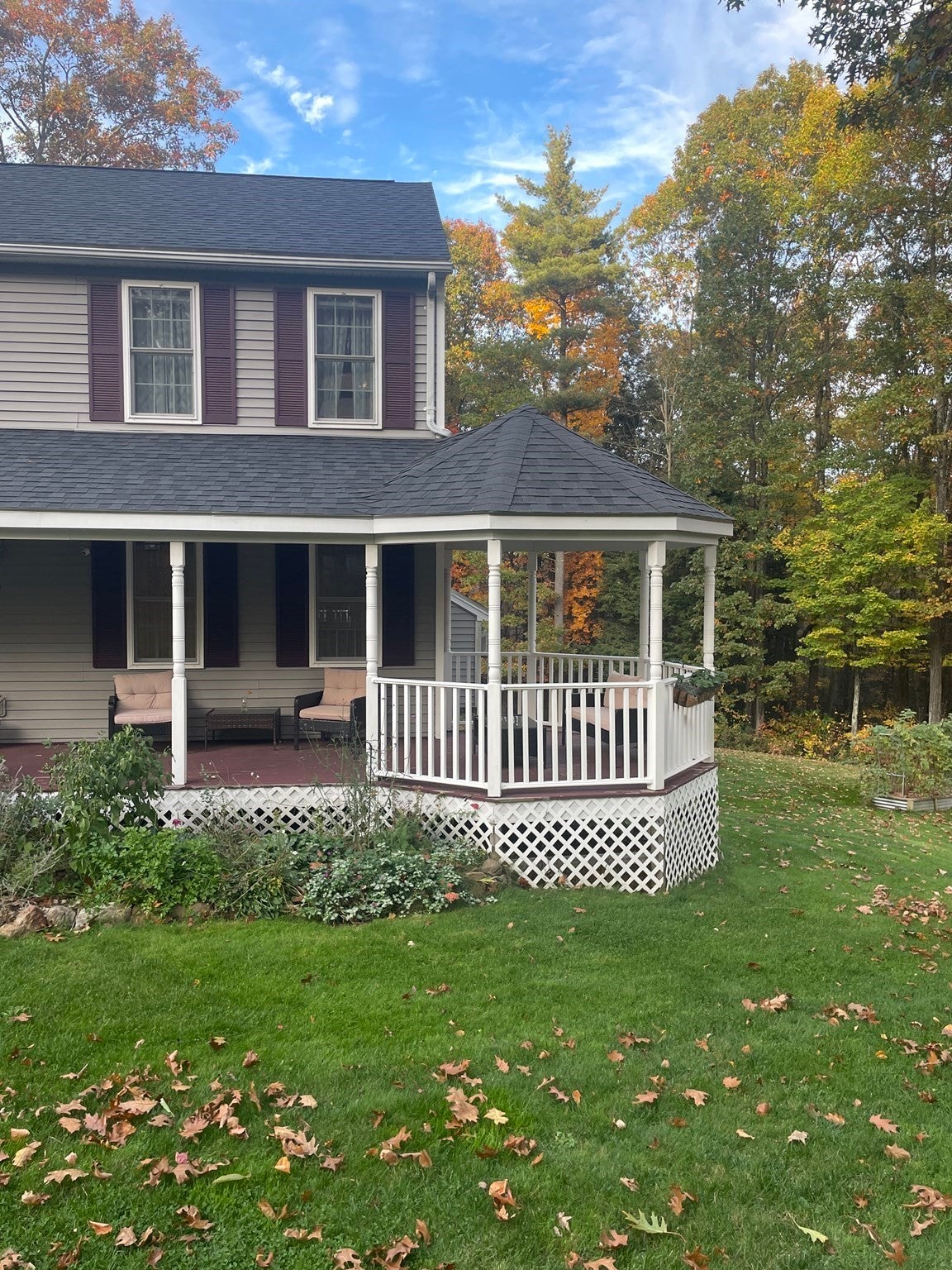 7 Lauren Ln