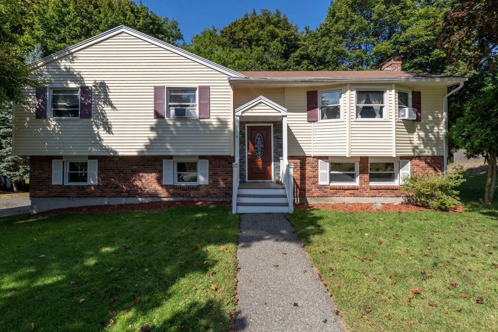 2 Yale St
