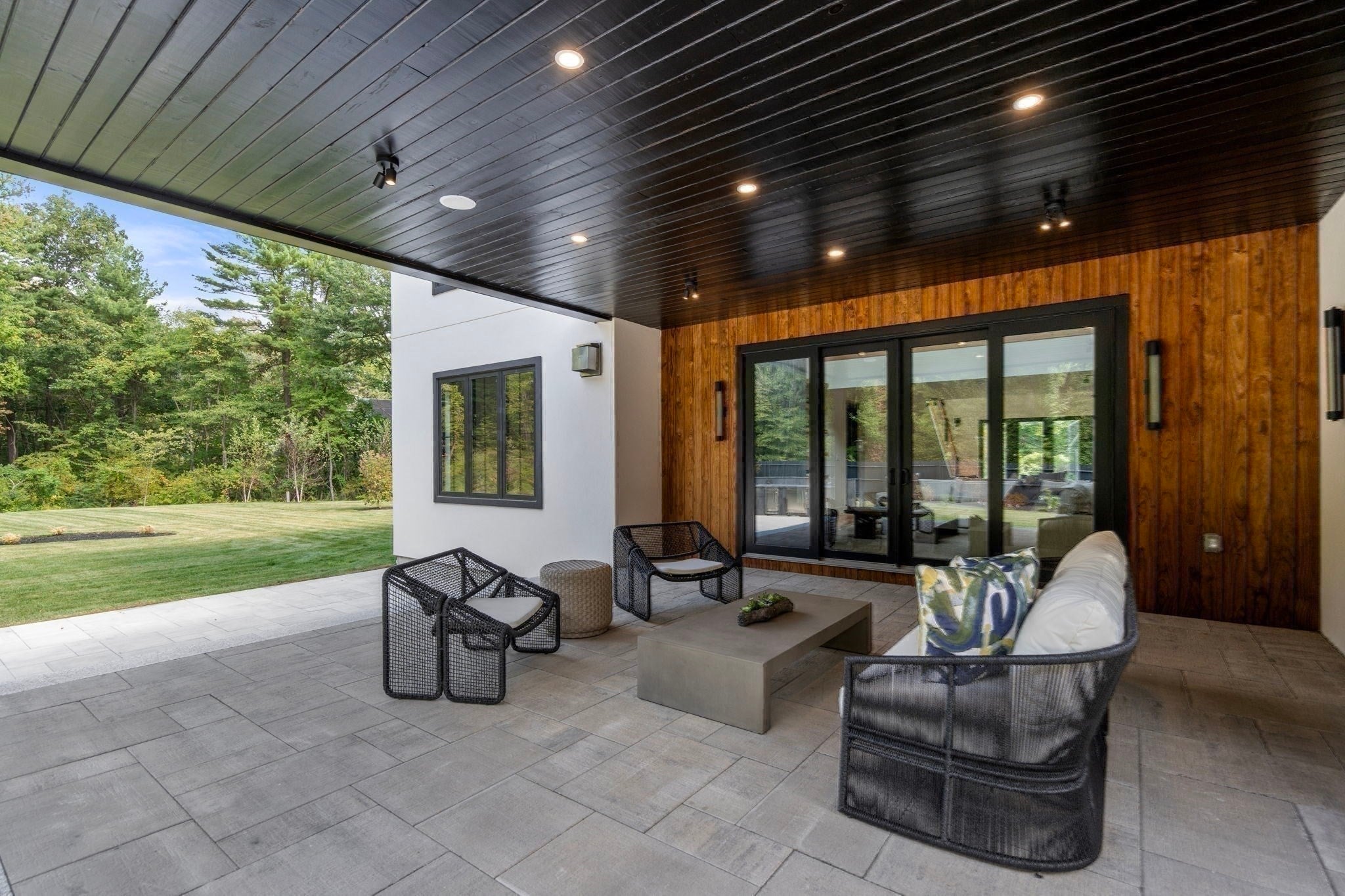 68 Locust Ln #68, Needham, MA Photo #35