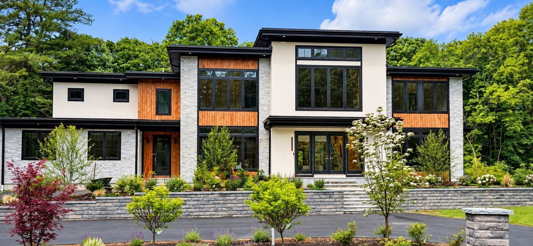 Photo of 68 Locust Ln, Needham, MA