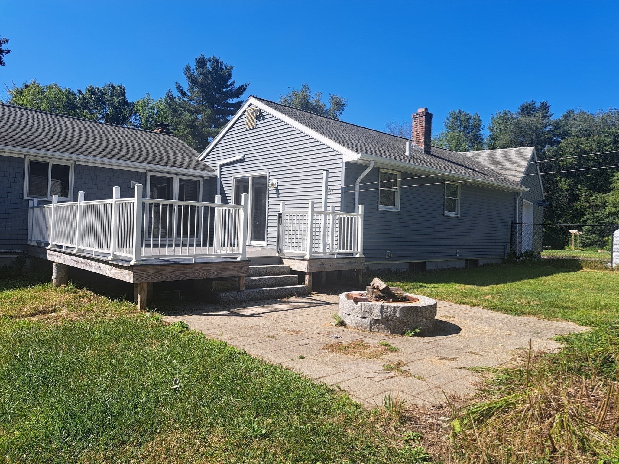 442 Rawson Street