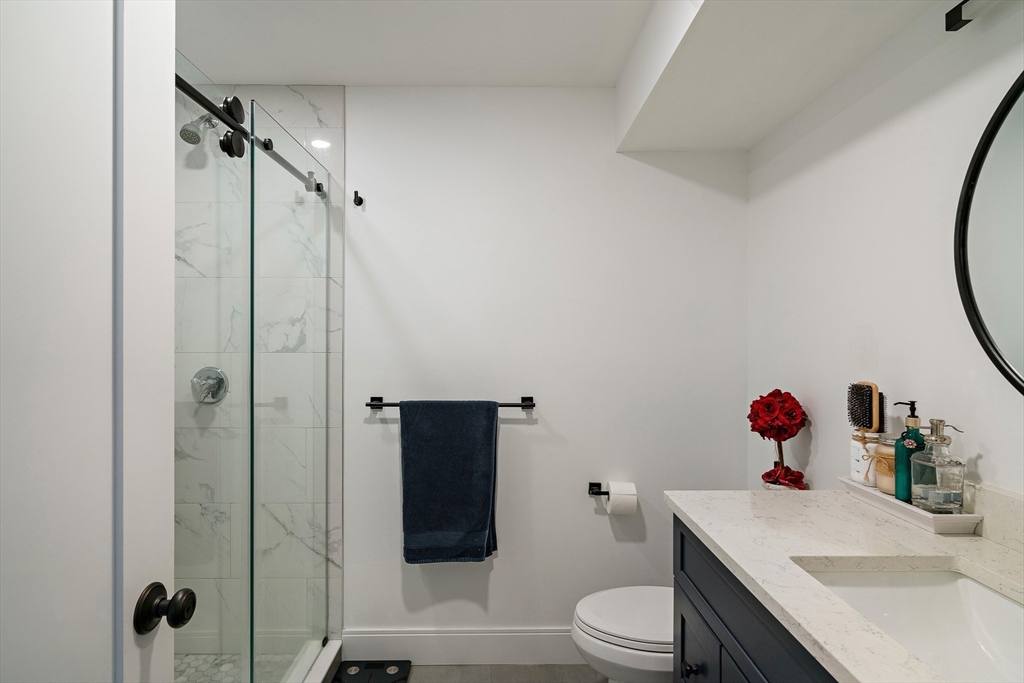 47 Morris St #1, Boston, MA Photo #16