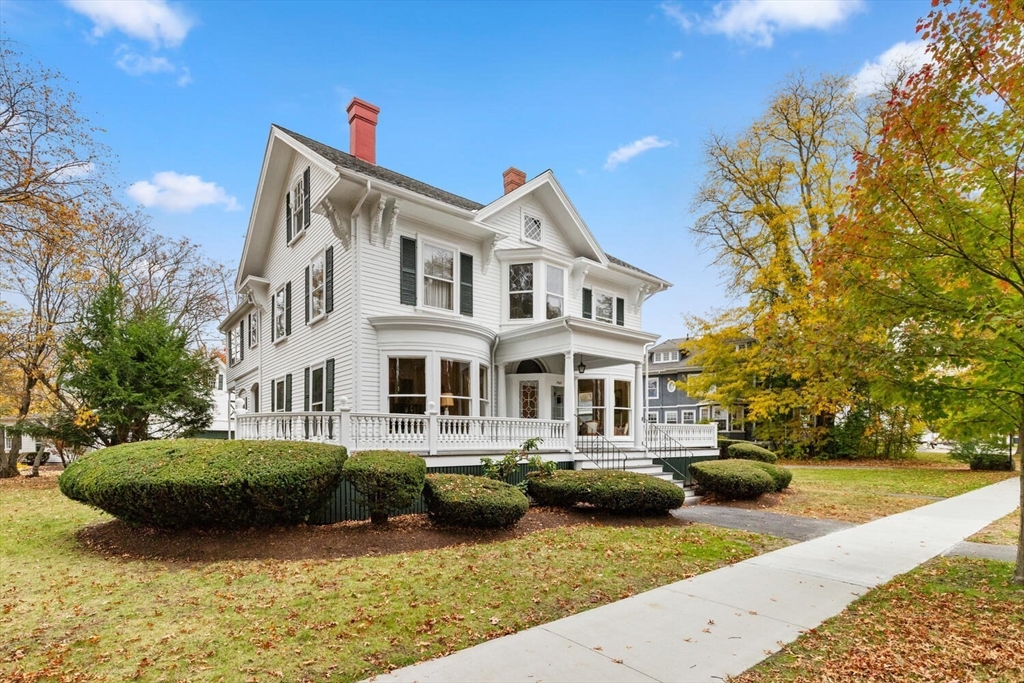 1949 Massachusetts Ave