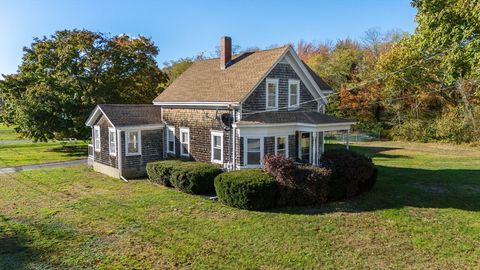 194 Hortonville Rd Swansea MA 02777