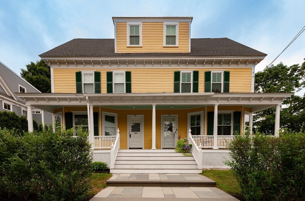 Photo of 51 Elm St, Andover, MA