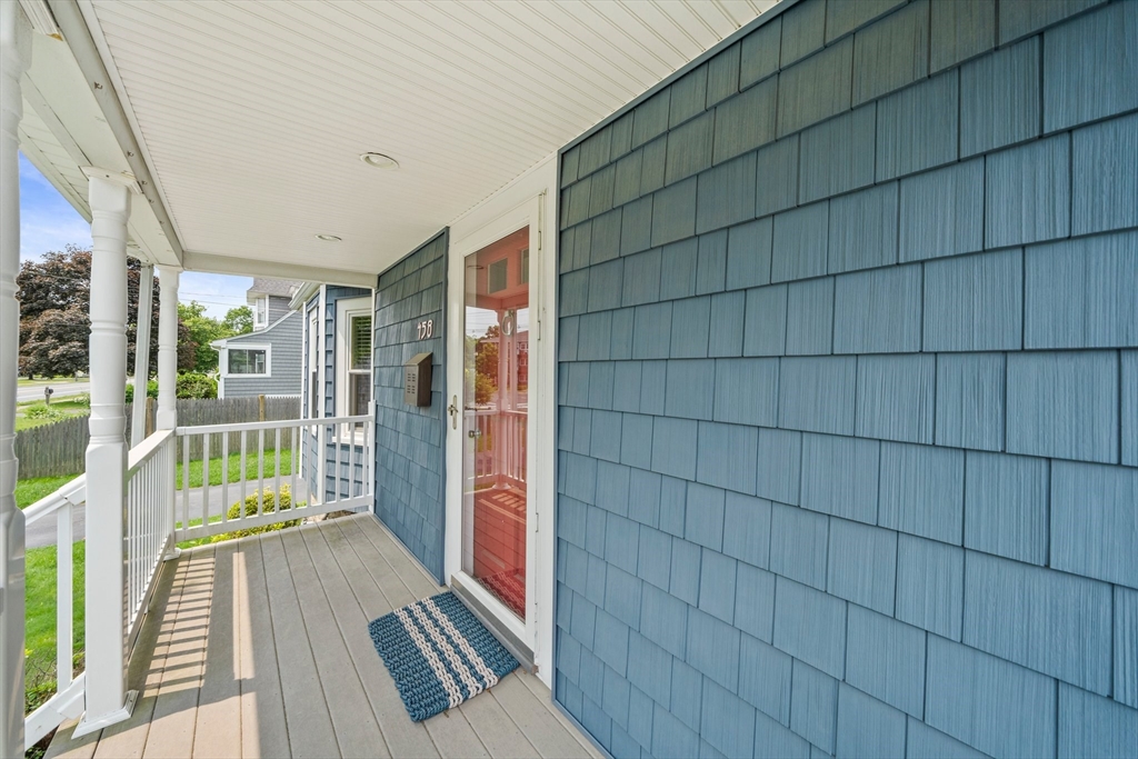 458 Pleasant St