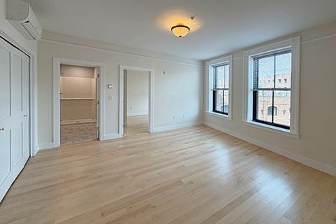 Photo of 105 Paige St #310, Lowell, MA 01852 (MLS # 73500026)