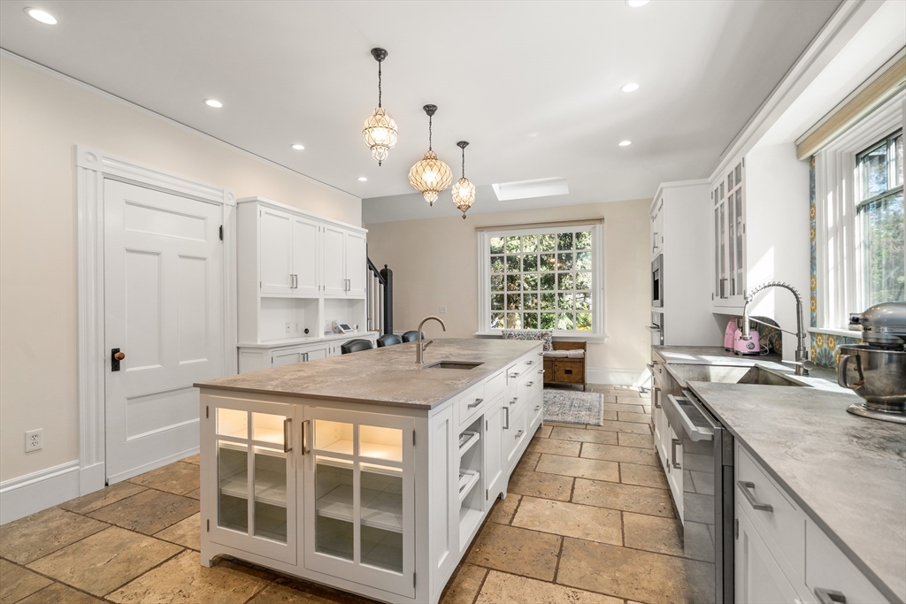 9 Farrar Street #9, Cambridge, MA, 9 Farrar Street #9, Cambridge, MA Photo #11
