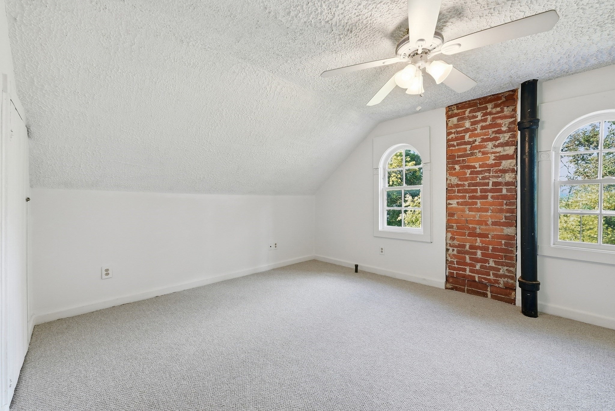 58 Park Slope, Holyoke, MA, 58 Park Slope, Holyoke, MA Photo #32