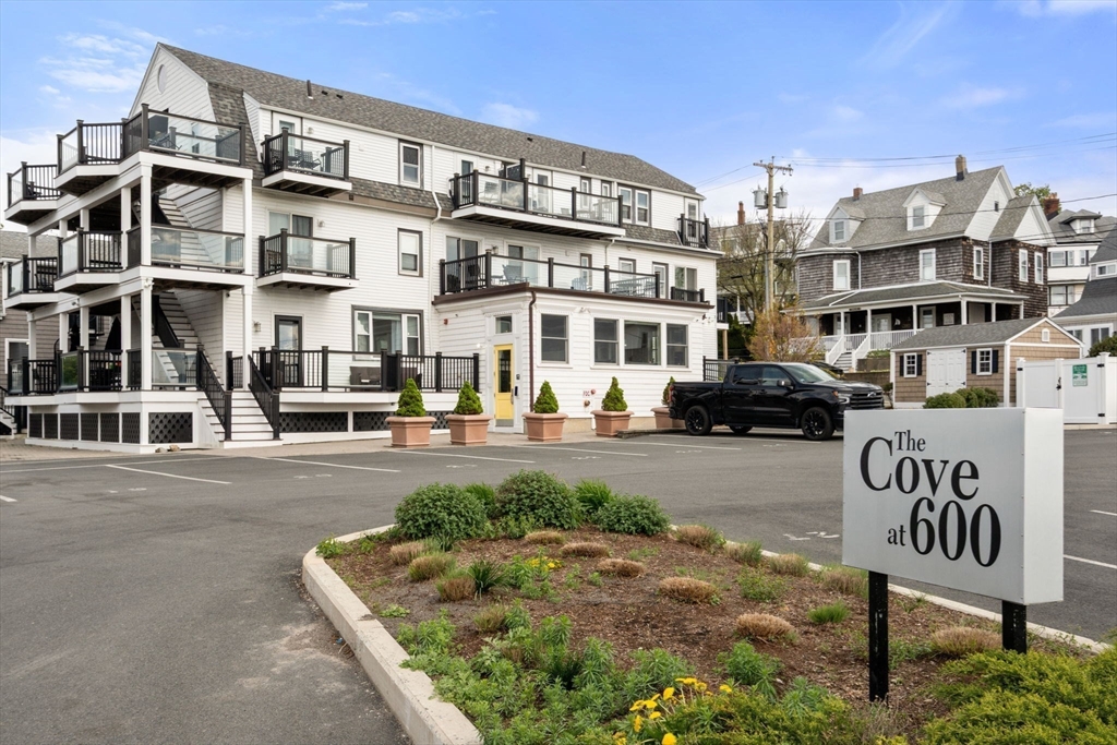 600 Shirley St #11, Winthrop, MA Photo #2