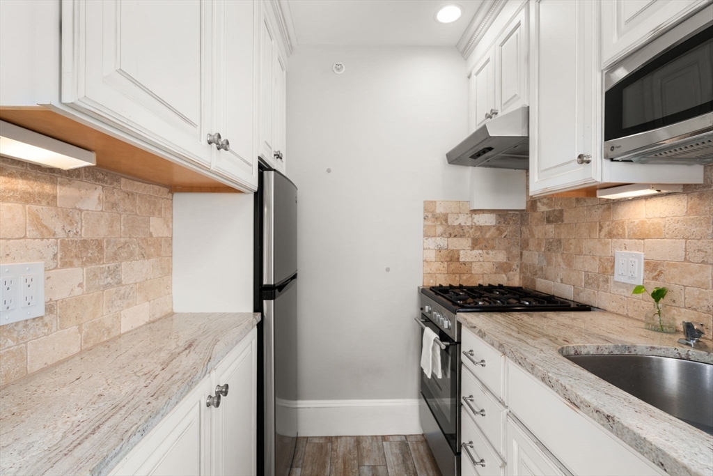 600 Shirley St #11, Winthrop, MA Photo #7