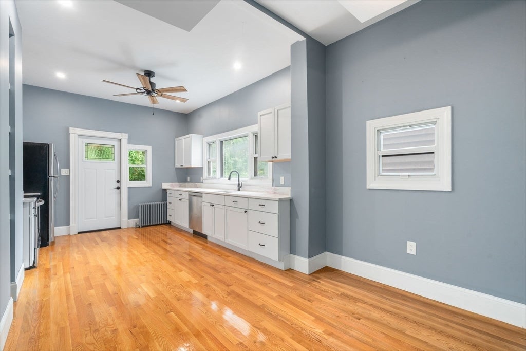 111 Falcon ST #2, Boston, MA Photo #4