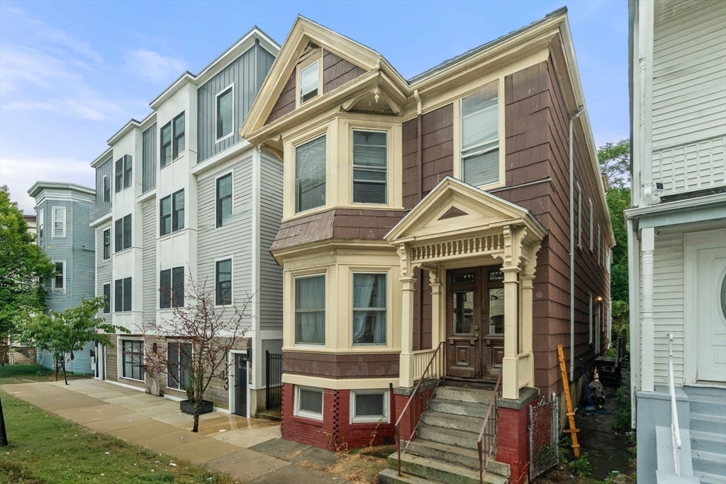 111 Falcon ST #2, Boston, MA Photo #21