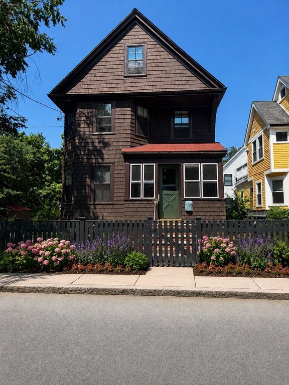 Photo of 51 Washburn Avenue, Cambridge, MA