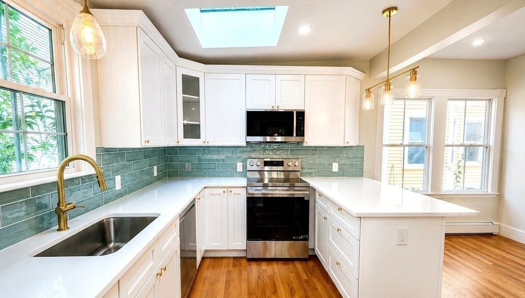 51 Washburn Avenue, Cambridge, MA, 51 Washburn Avenue, Cambridge, MA Photo #4