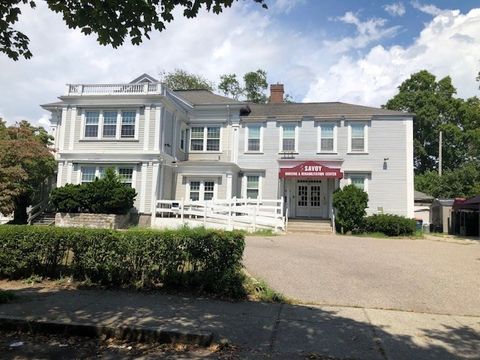 670 County St New Bedford MA 02740