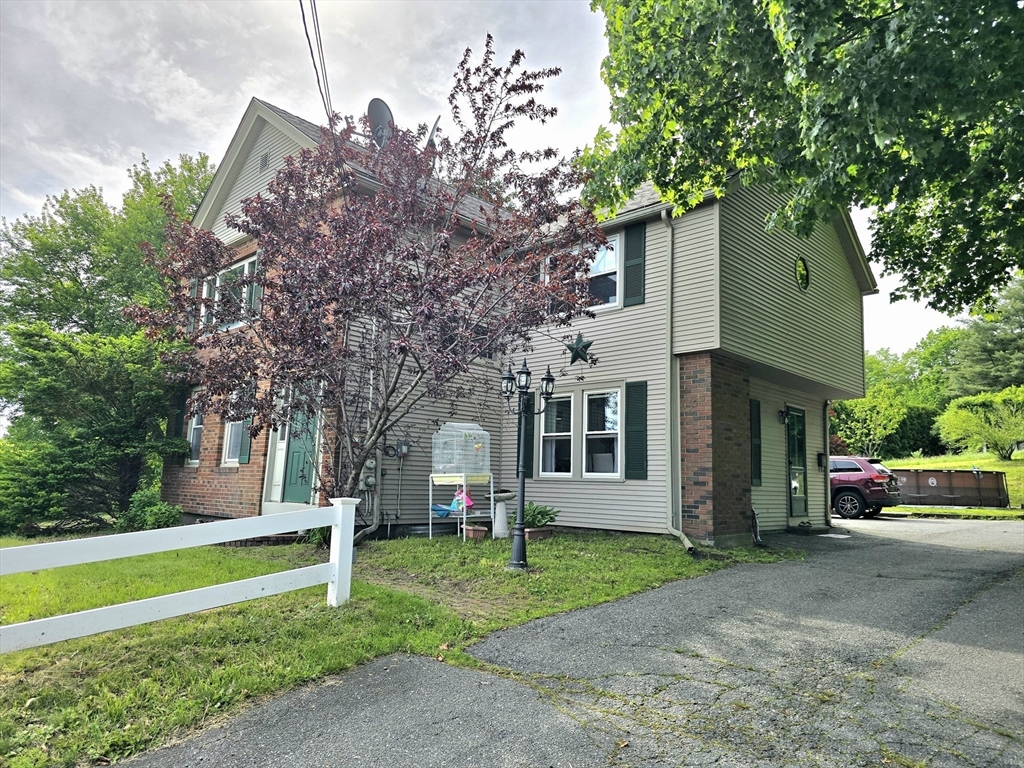3 Main St