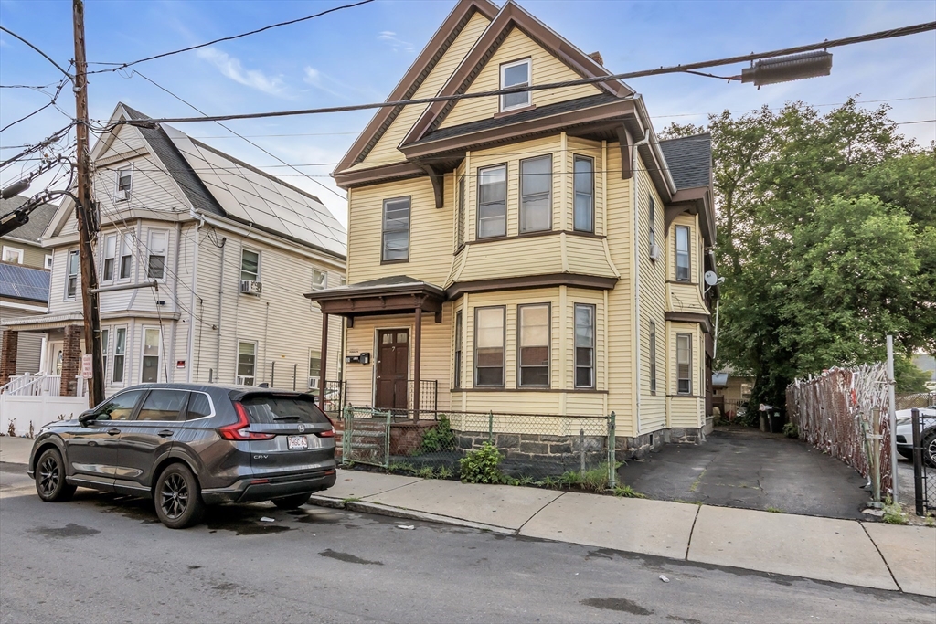 7 Trenton St