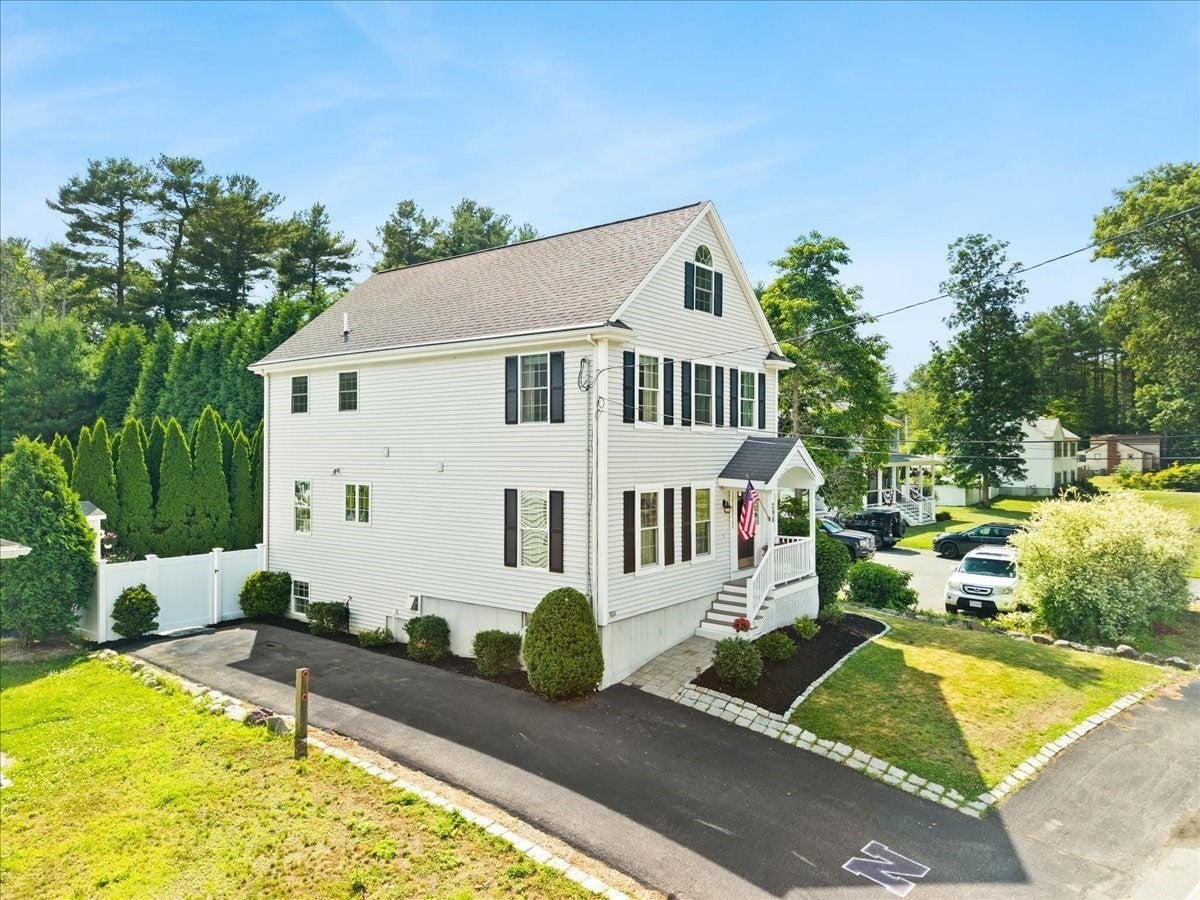 298 Reservoir Street