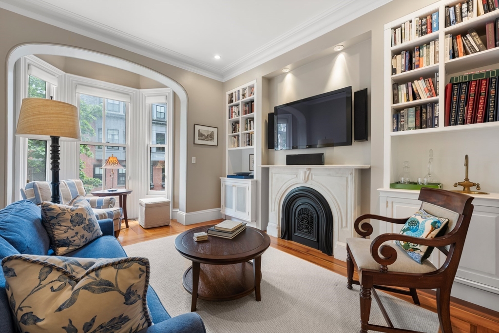 112 Appleton St