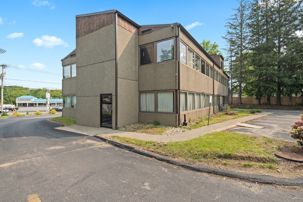 234 W Center St 24