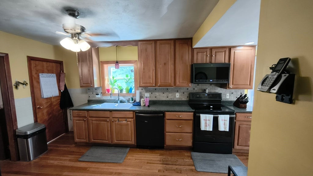 66 Edgemere Rd, Lynn, MA Photo #19