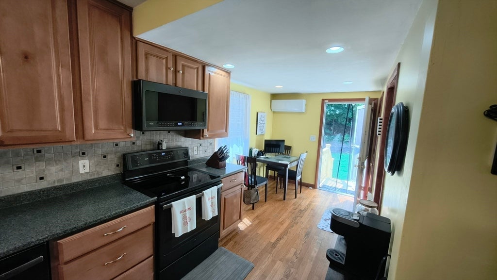 66 Edgemere Rd, Lynn, MA Photo #20