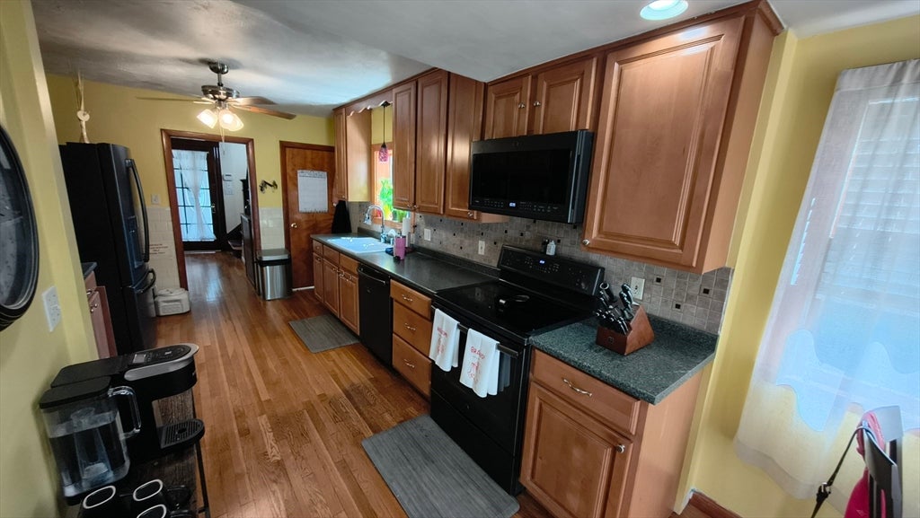 66 Edgemere Rd, Lynn, MA Photo #22