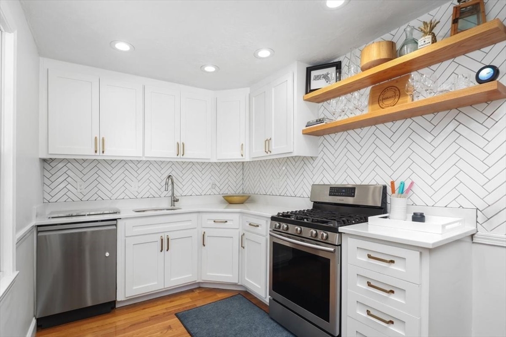 34 Hemlock Road
