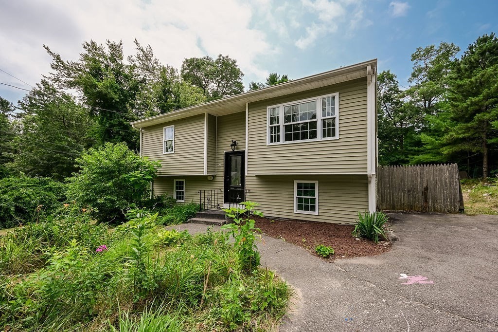 3 Boysenberry Rd
