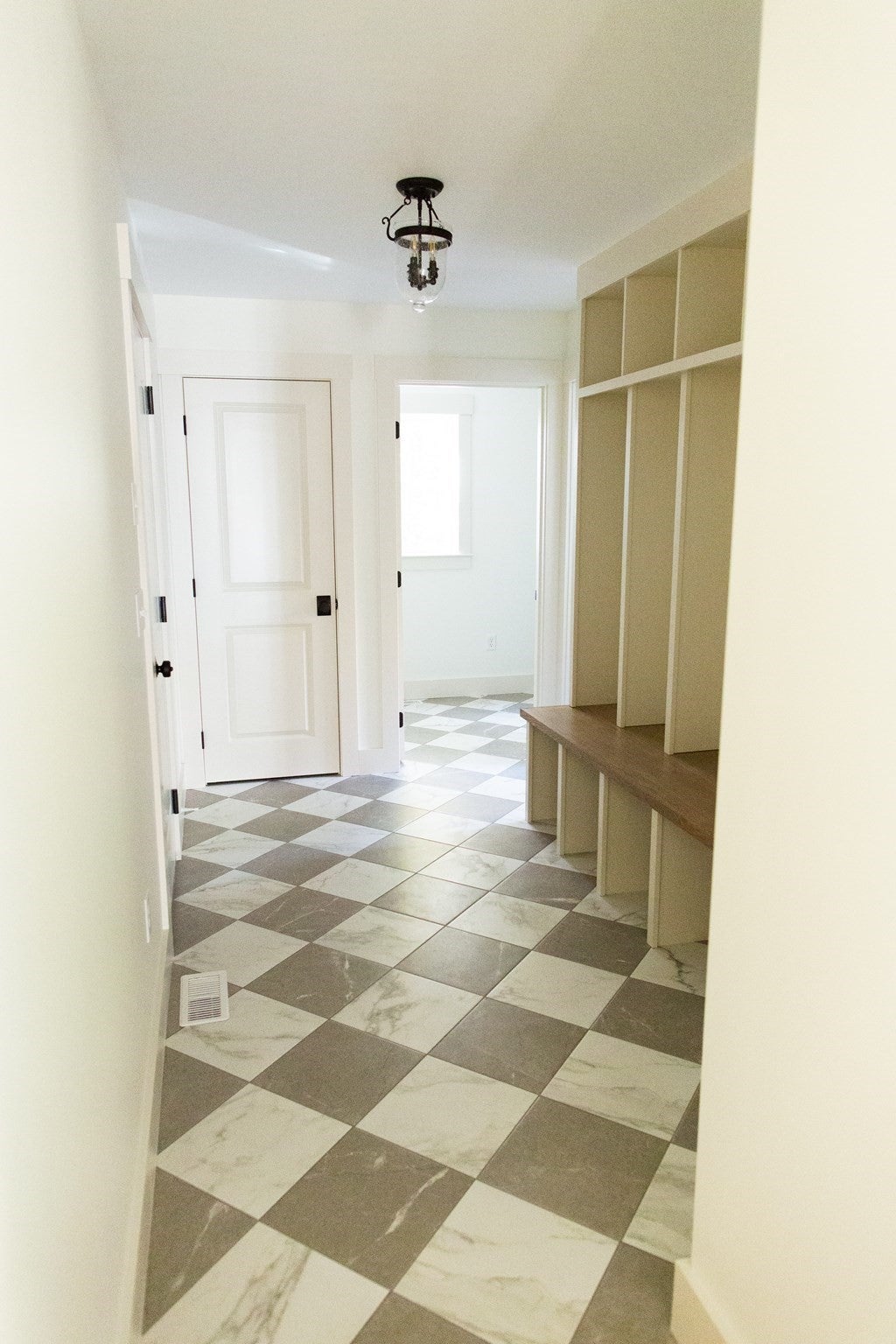 809 Chase Rd, Lunenburg, MA Photo #15
