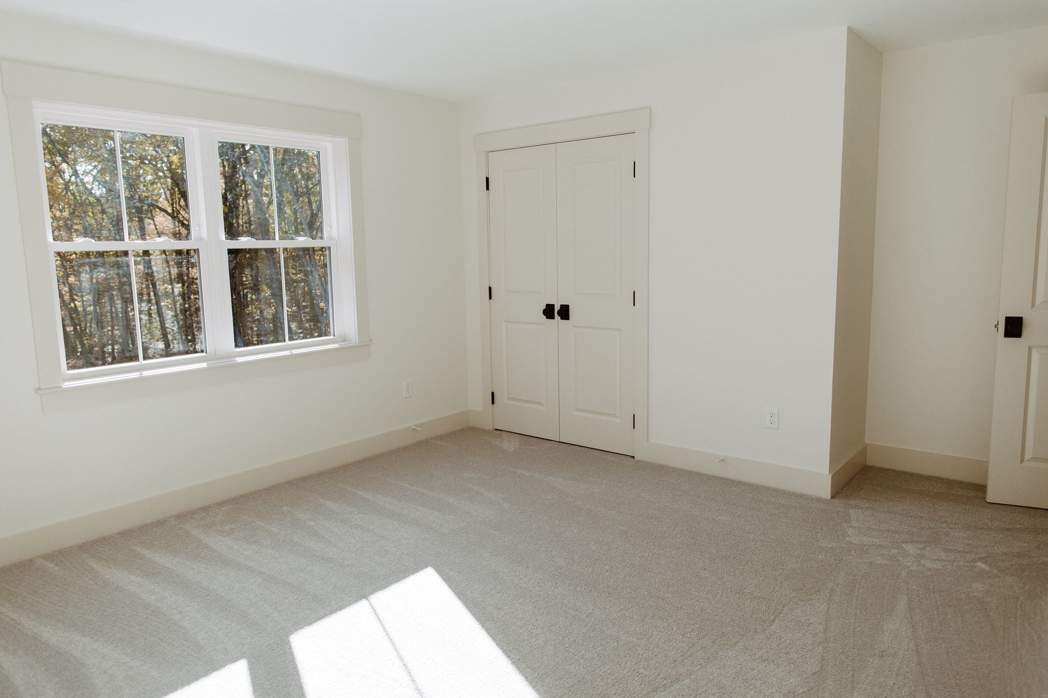 809 Chase Rd, Lunenburg, MA Photo #29
