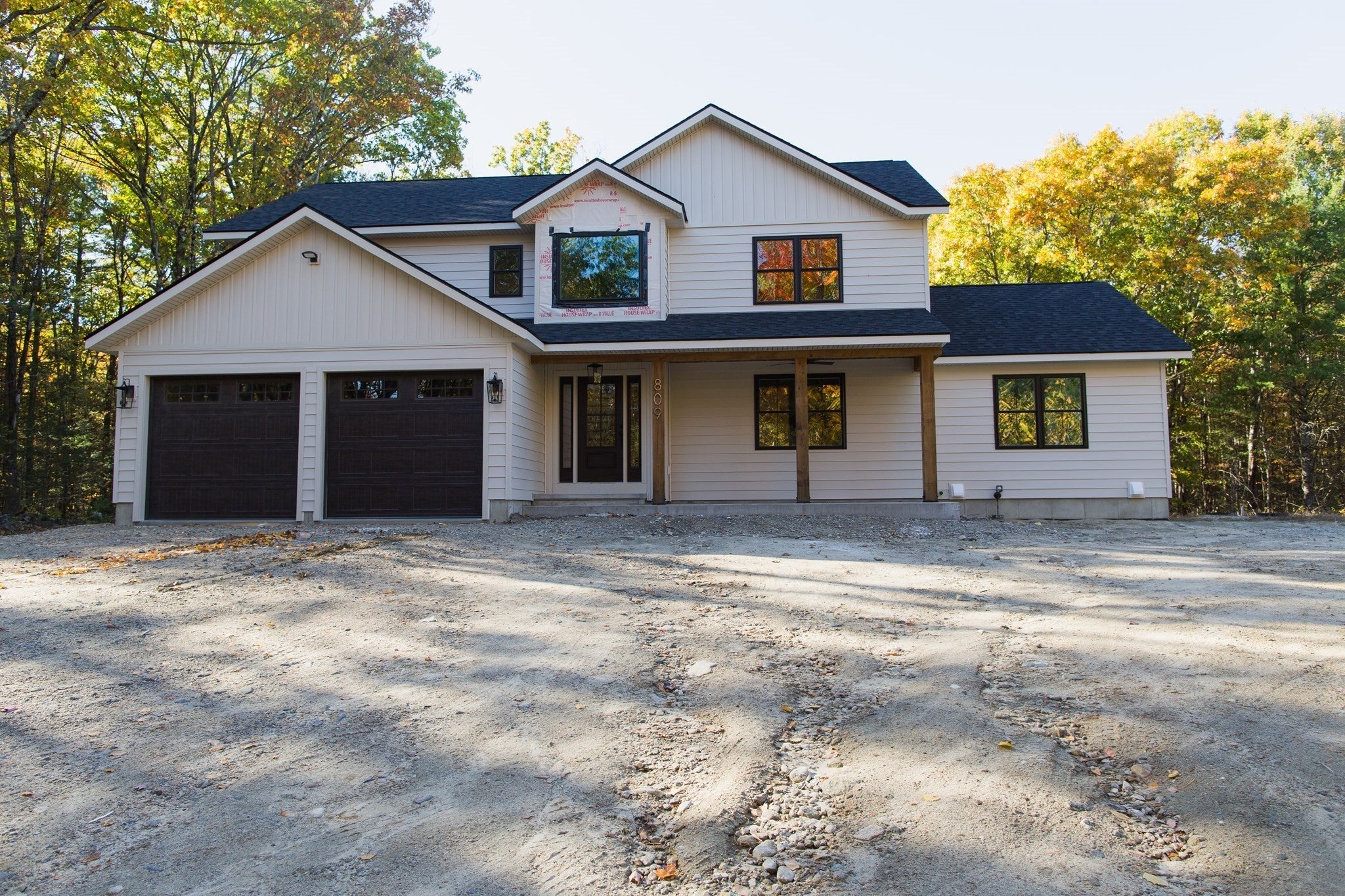 Photo of 809 Chase Rd, Lunenburg, MA