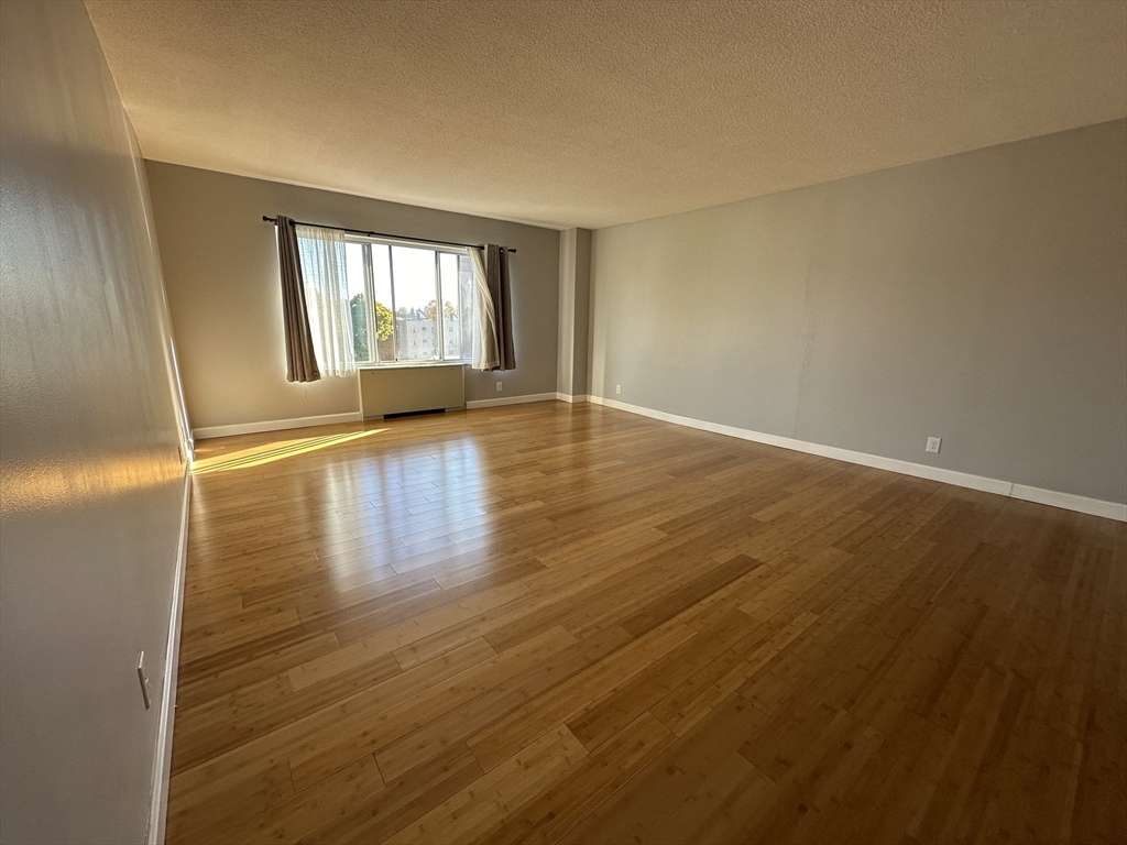 22 Chestnut Pl 306