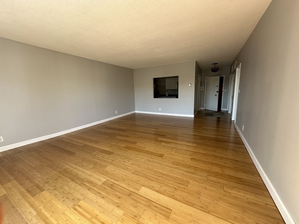 22 Chestnut Pl 306