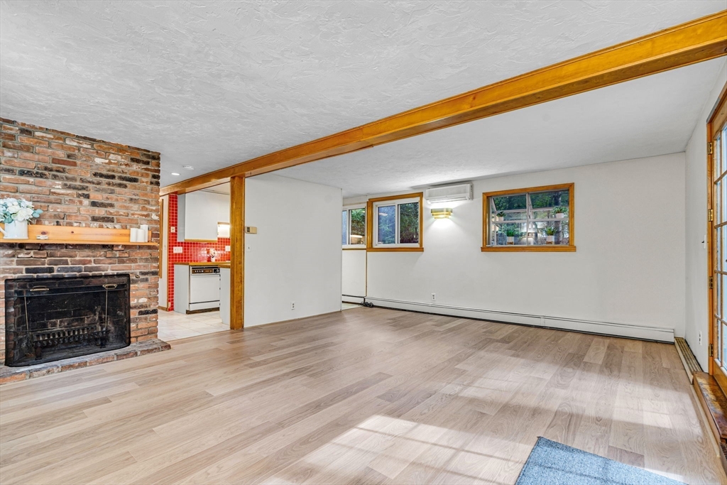19 Algonquin Rd