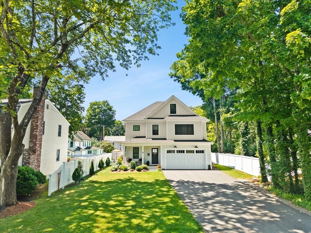 11 River St 11