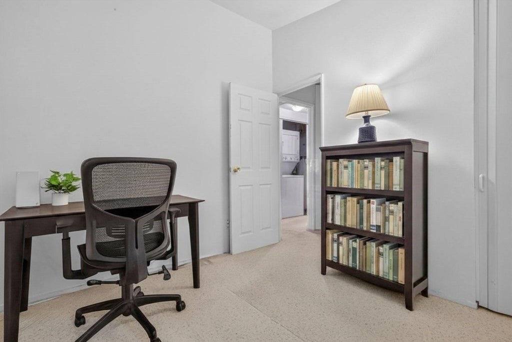 6 Fernbrook Rd, Northborough, MA Photo #17