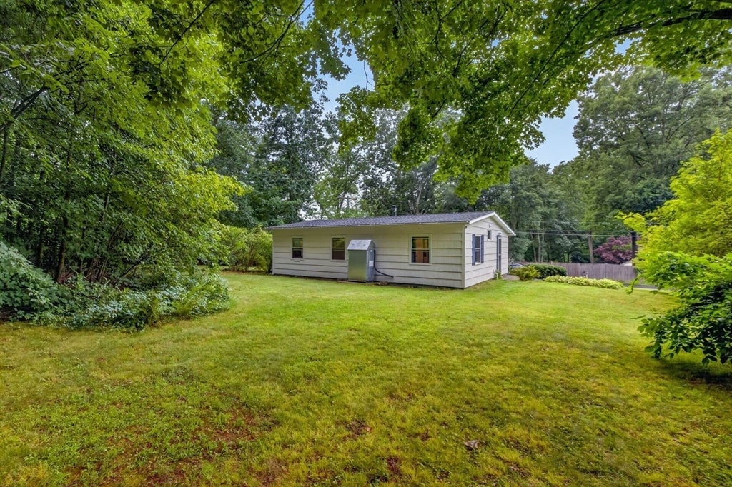 6 Fernbrook Rd, Northborough, MA Photo #24