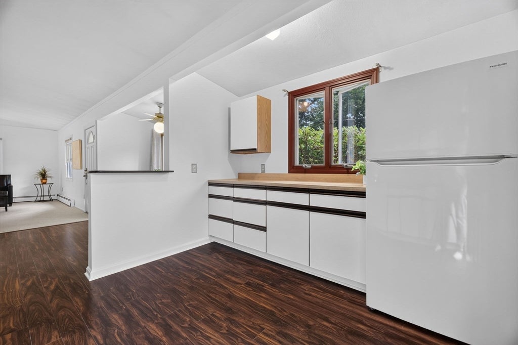 6 Fernbrook Rd, Northborough, MA Photo #10
