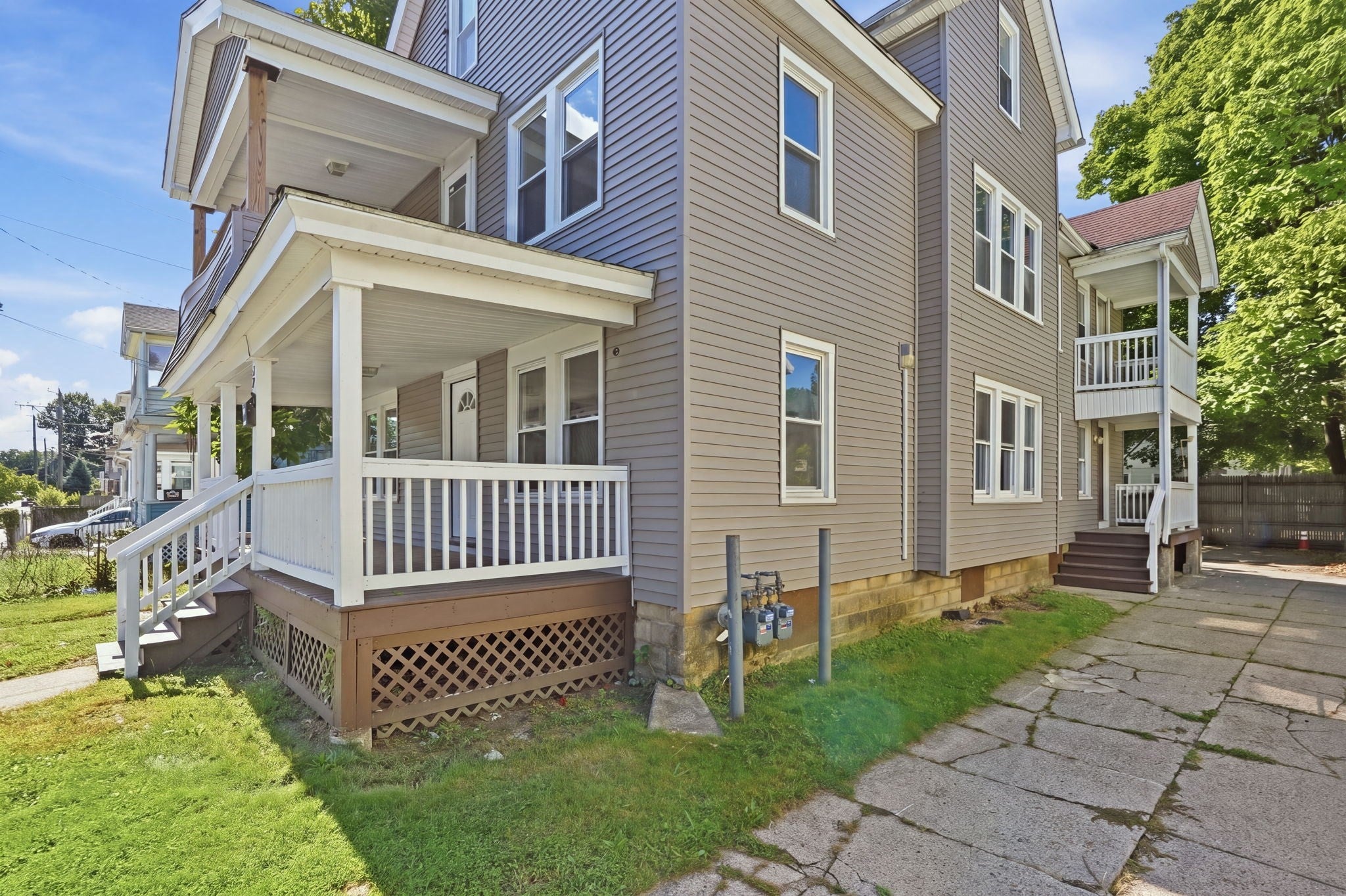 58-60 Bristol St, Springfield, MA, 58-60 Bristol St, Springfield, MA Photo #4