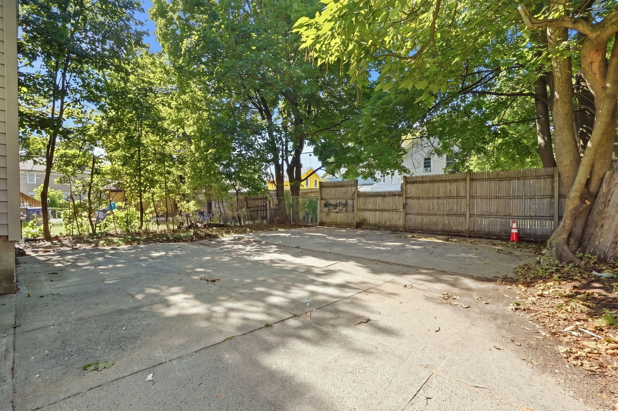 58-60 Bristol St, Springfield, MA, 58-60 Bristol St, Springfield, MA Photo #6