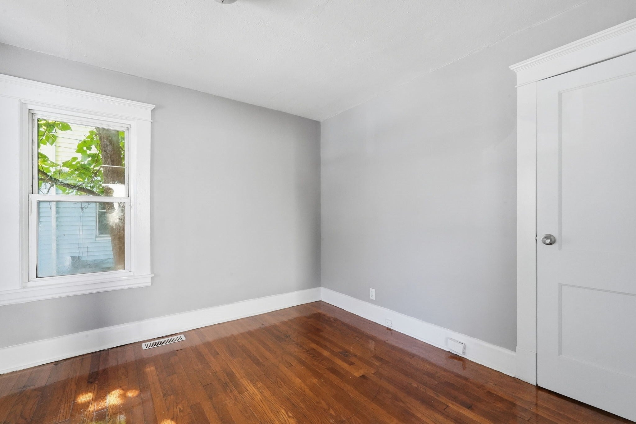 58-60 Bristol St, Springfield, MA, 58-60 Bristol St, Springfield, MA Photo #10